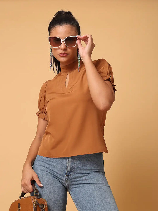 Vestido Modas Women Brown Front Keyhole Basic Top